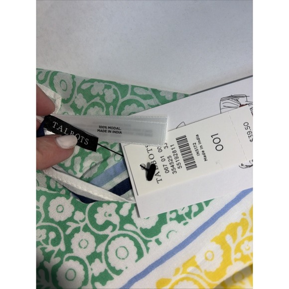 (2) TALBOTS SCARVES GARDEN SCARF FLOWERS & PATCHWORK NWT - Picture 6 of 8